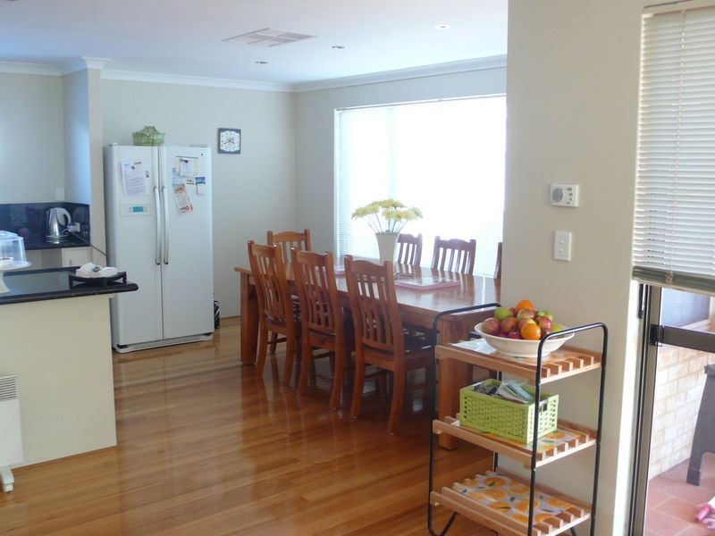 9 Carlton Loop, Canning Vale WA 6155