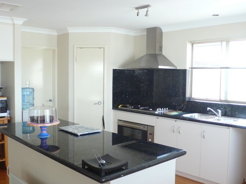 9 Carlton Loop, Canning Vale WA 6155