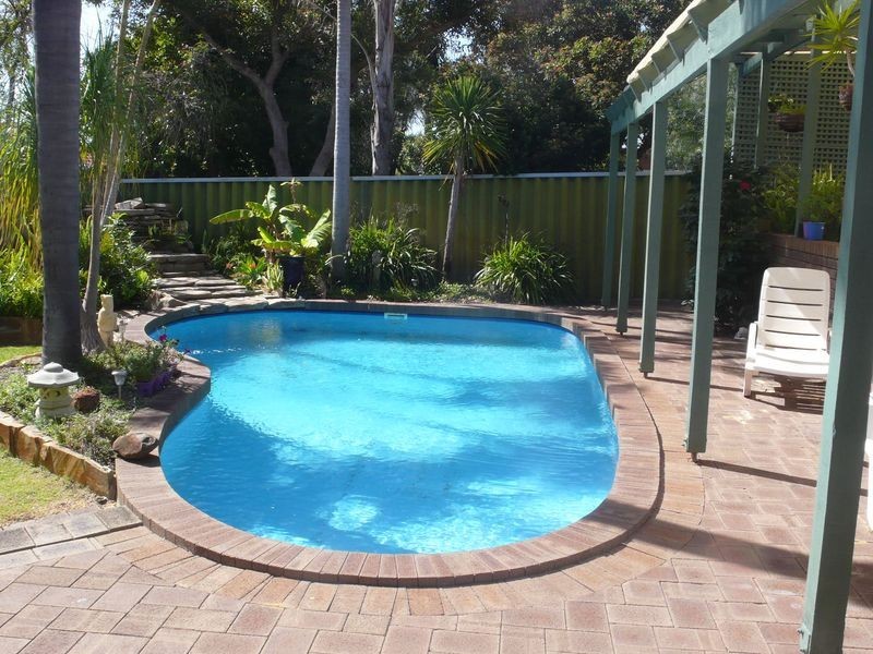 43 Sutherland Drive, Thornlie WA 6108