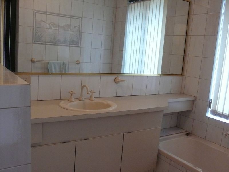 21 Expedition Drive, Thornlie WA 6108