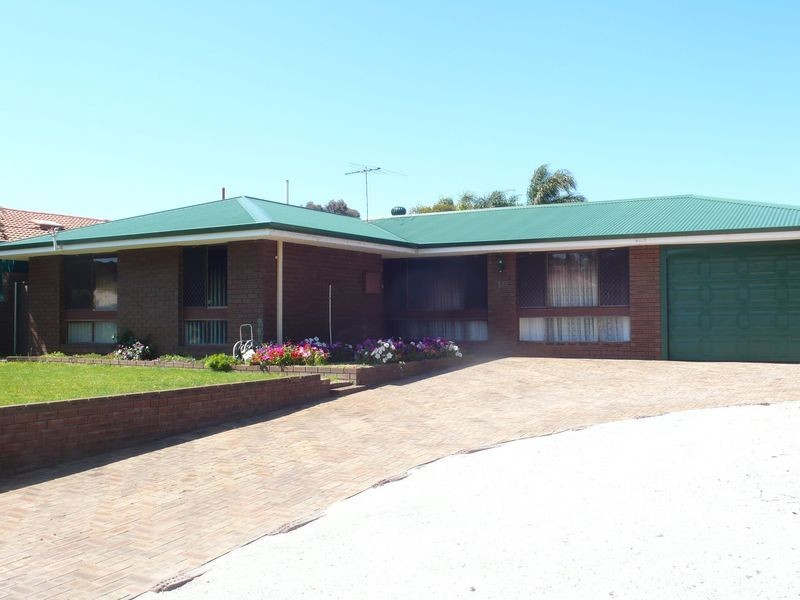 10 Essington Street, Huntingdale WA 6110