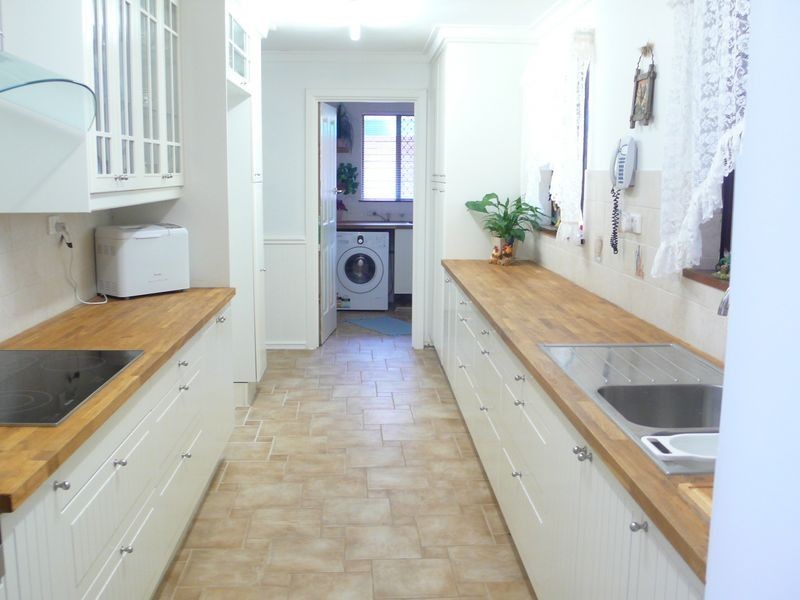 10 Essington Street, Huntingdale WA 6110