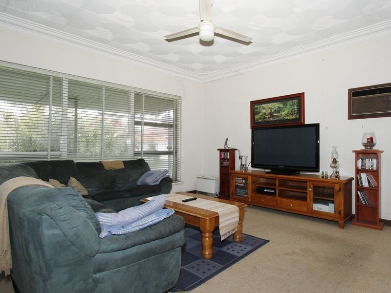 15 Corfield Street, Gosnells WA 6110
