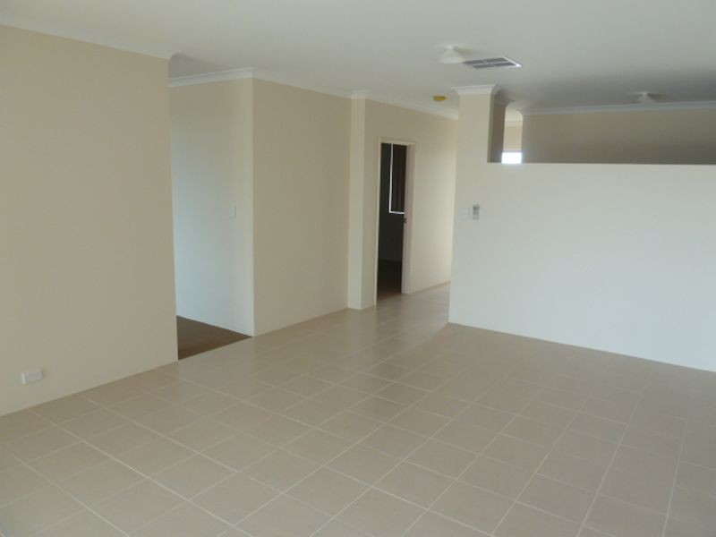 48 Pleasant Avenue, Piara Waters WA 6112