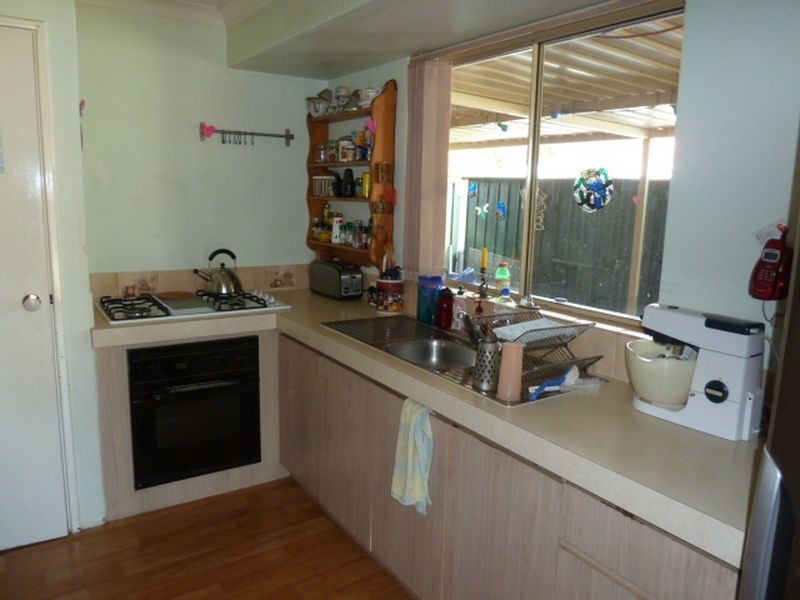 10 Price Court, Brookdale WA 6112