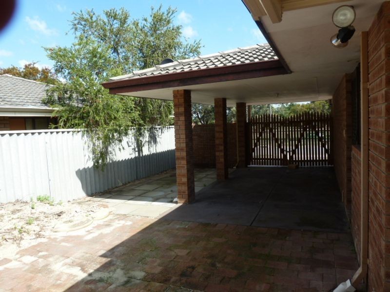 22 Calliandra Way, Forrestfield WA 6058