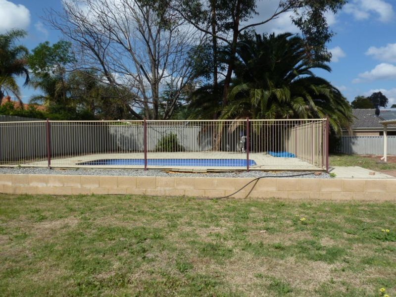 22 Calliandra Way, Forrestfield WA 6058