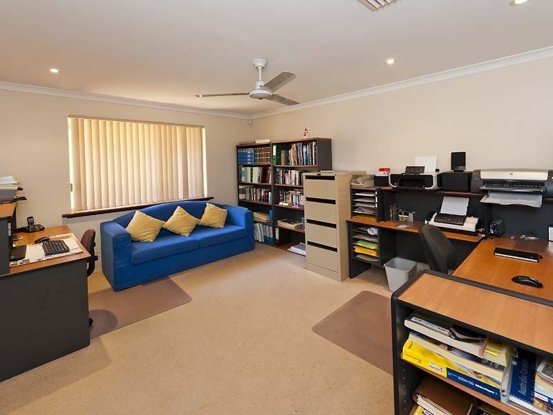 36 Rufford Lane, Canning Vale WA 6155