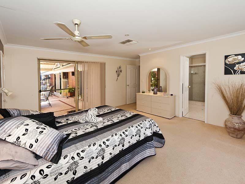 36 Rufford Lane, Canning Vale WA 6155