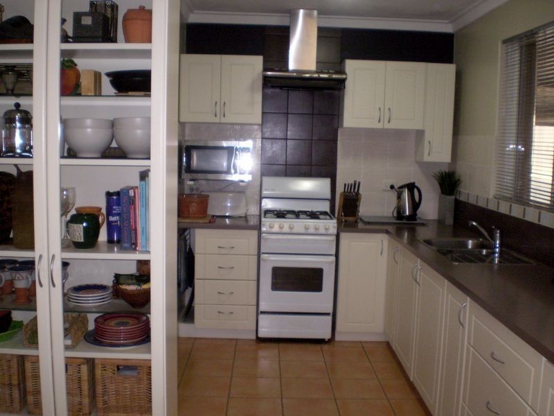 18 Bert Street, Gosnells WA 6110