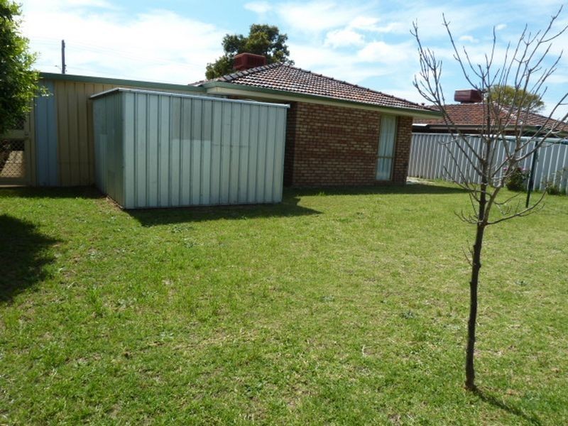 24B Challis Road, Armadale WA 6112