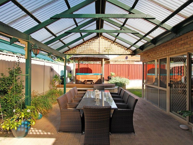 40 Timbercrest Road, Thornlie WA 6108