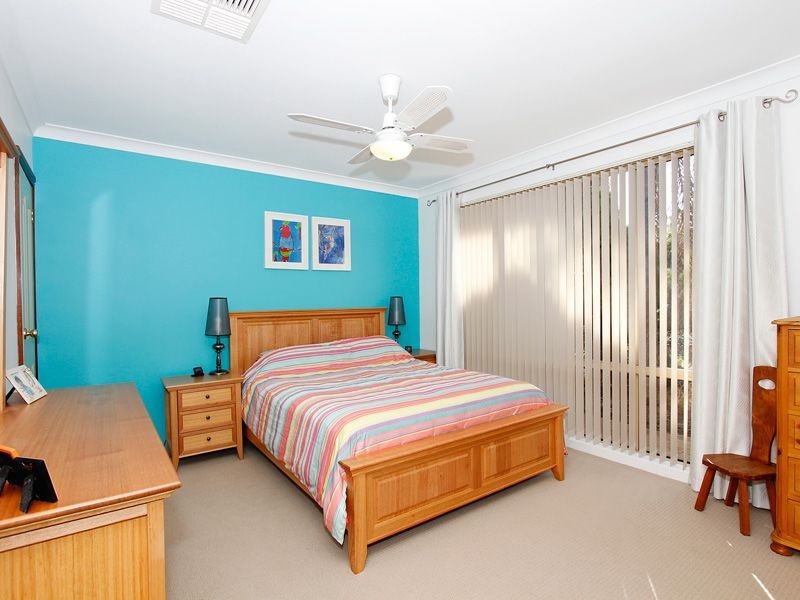 40 Timbercrest Road, Thornlie WA 6108