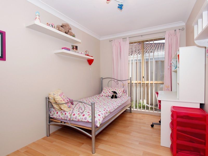 40 Timbercrest Road, Thornlie WA 6108