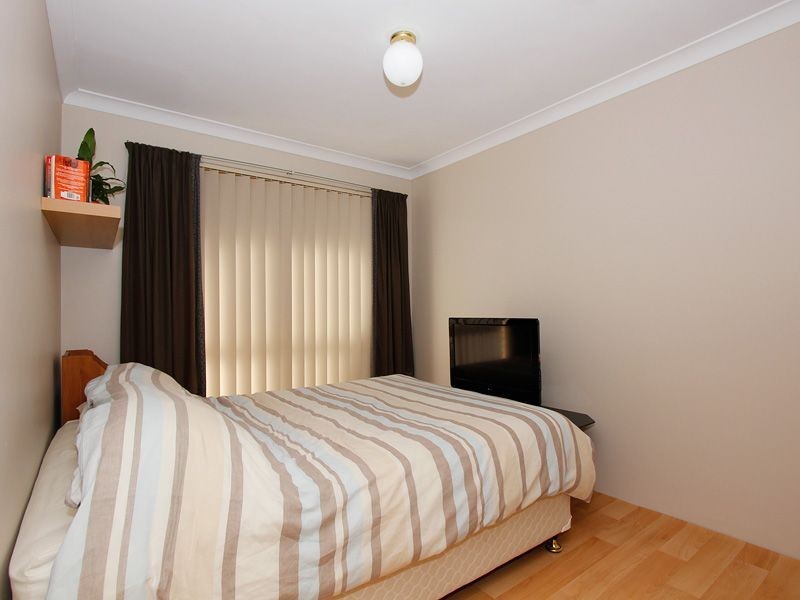 40 Timbercrest Road, Thornlie WA 6108