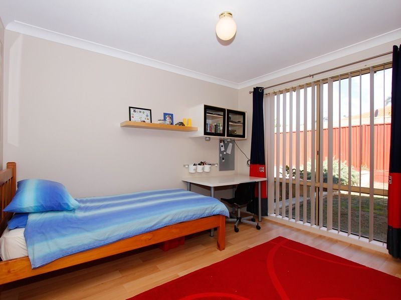 40 Timbercrest Road, Thornlie WA 6108