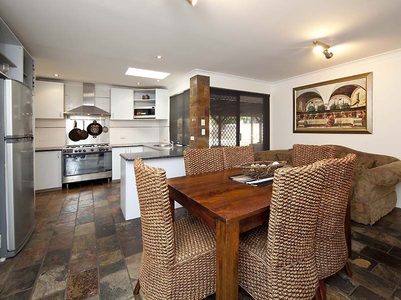 21 Kidman Court, Thornlie WA 6108