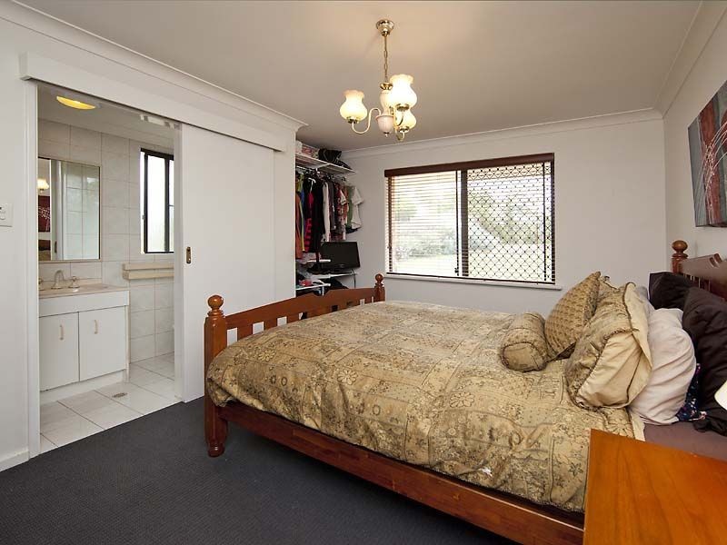 21 Kidman Court, Thornlie WA 6108