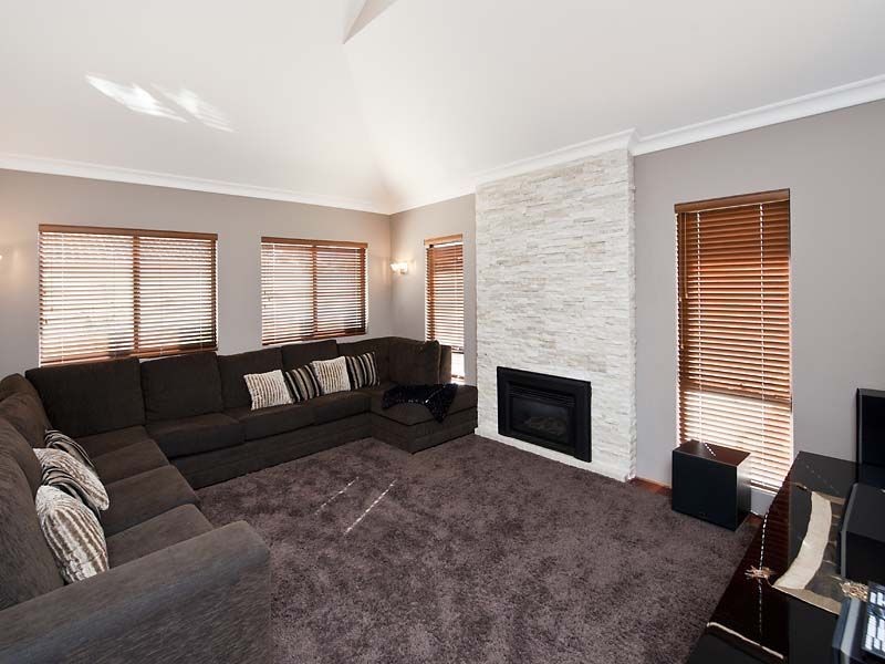 39 Welbeck Road, Canning Vale WA 6155