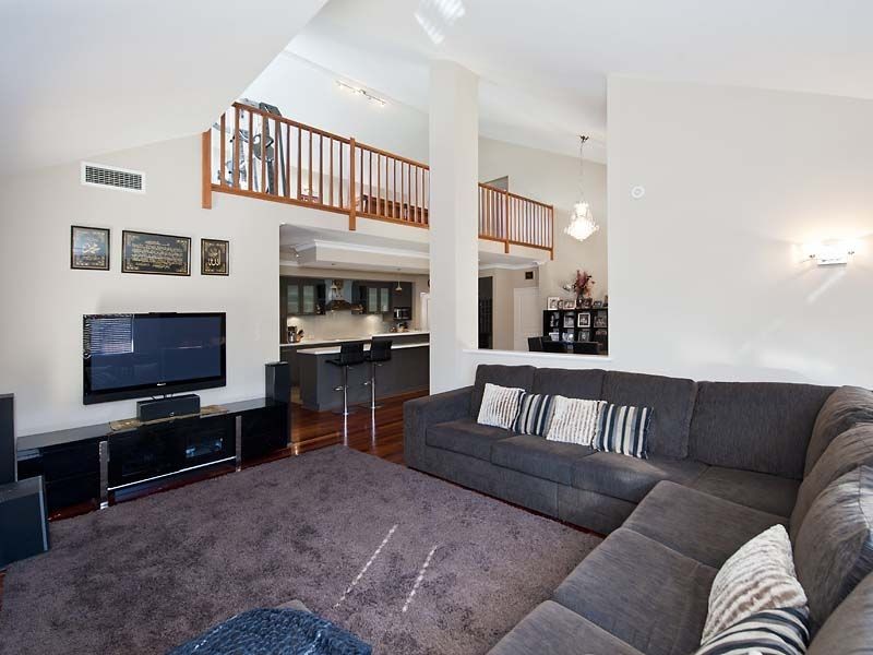 39 Welbeck Road, Canning Vale WA 6155