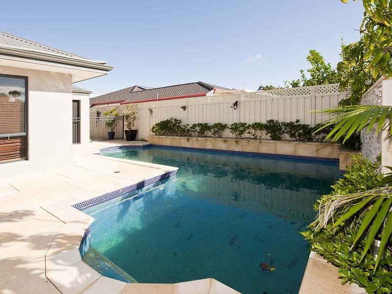 39 Welbeck Road, Canning Vale WA 6155