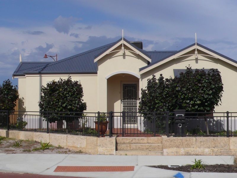 33 Casablanca Avenue, Southern River WA 6110