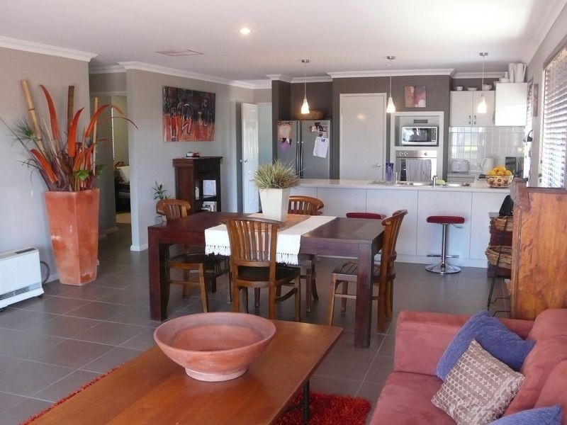 33 Casablanca Avenue, Southern River WA 6110