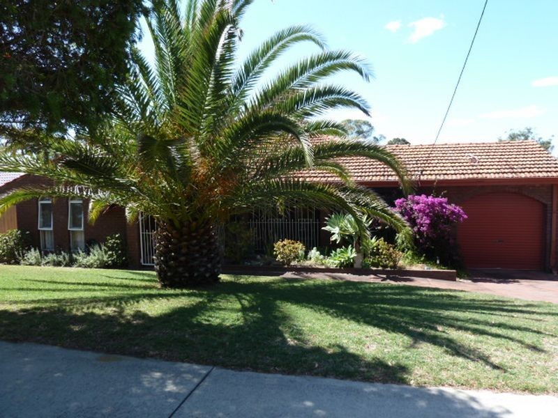 39 Sutherland Drive, Thornlie WA 6108