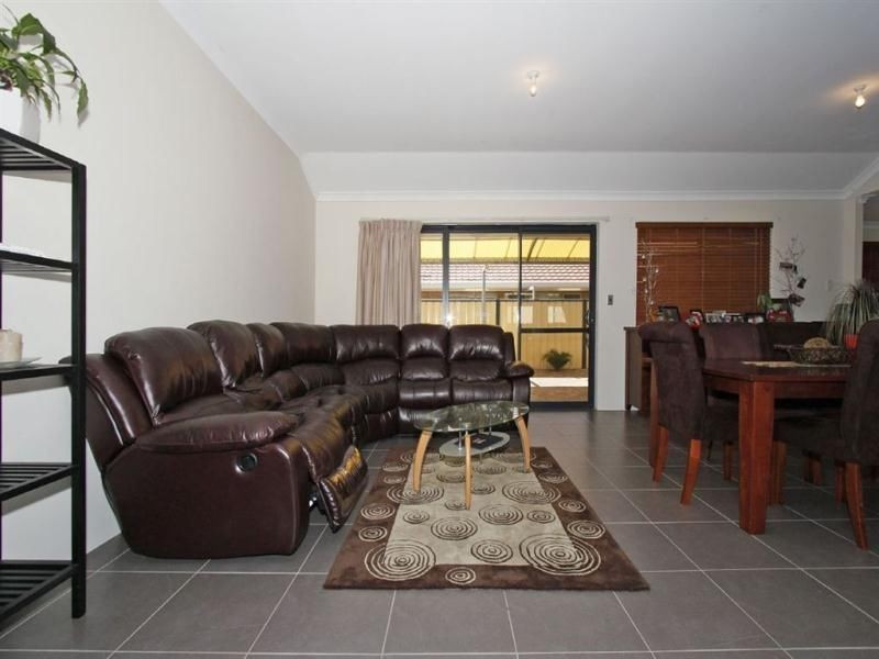 20 Covington Loop, Success WA 6164