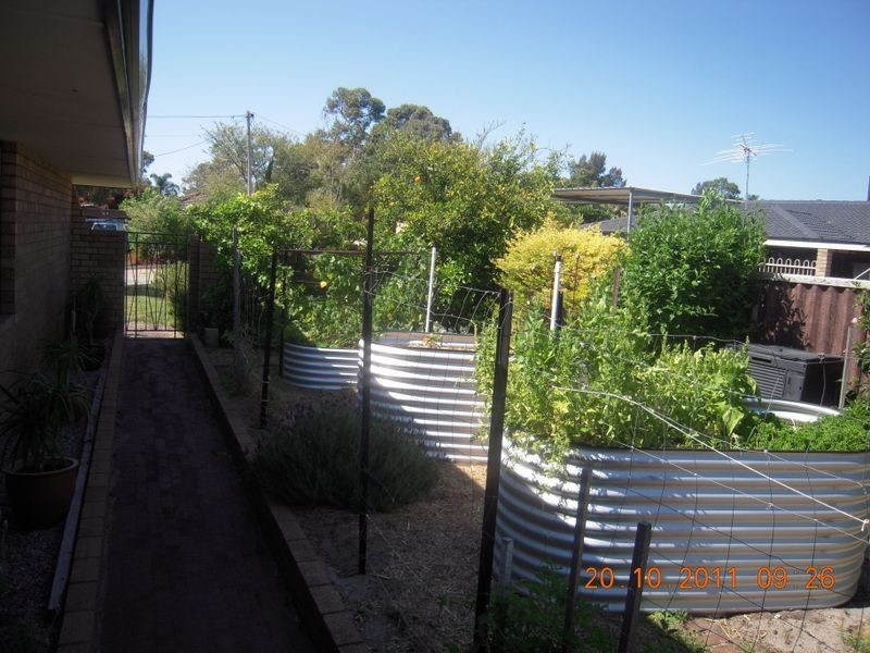 3 Iden Place, Huntingdale WA 6110