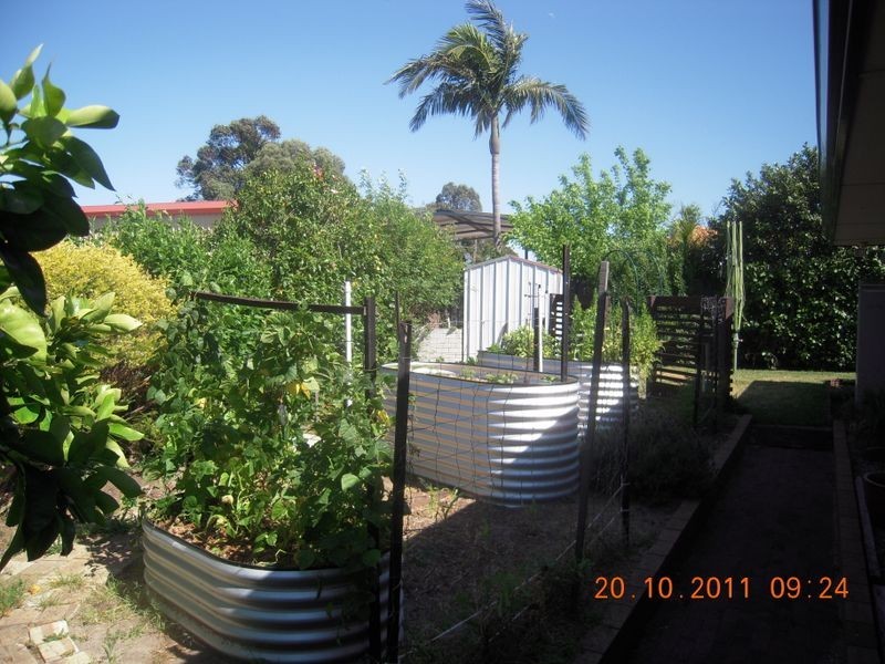 3 Iden Place, Huntingdale WA 6110