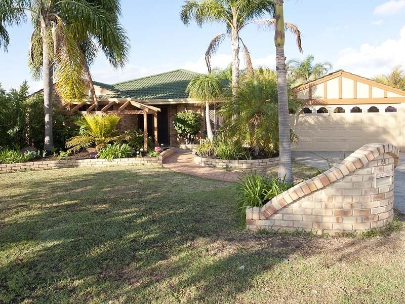 44 Pioneer Drive, Thornlie WA 6108