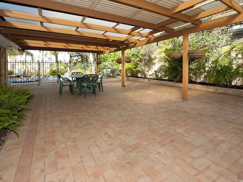 44 Pioneer Drive, Thornlie WA 6108