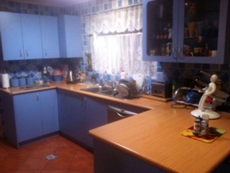 45 Sutherland Drive, Thornlie WA 6108