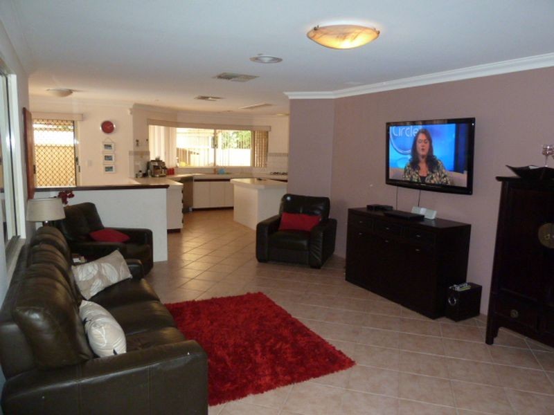 33 Lydon Boulevard, Atwell WA 6164