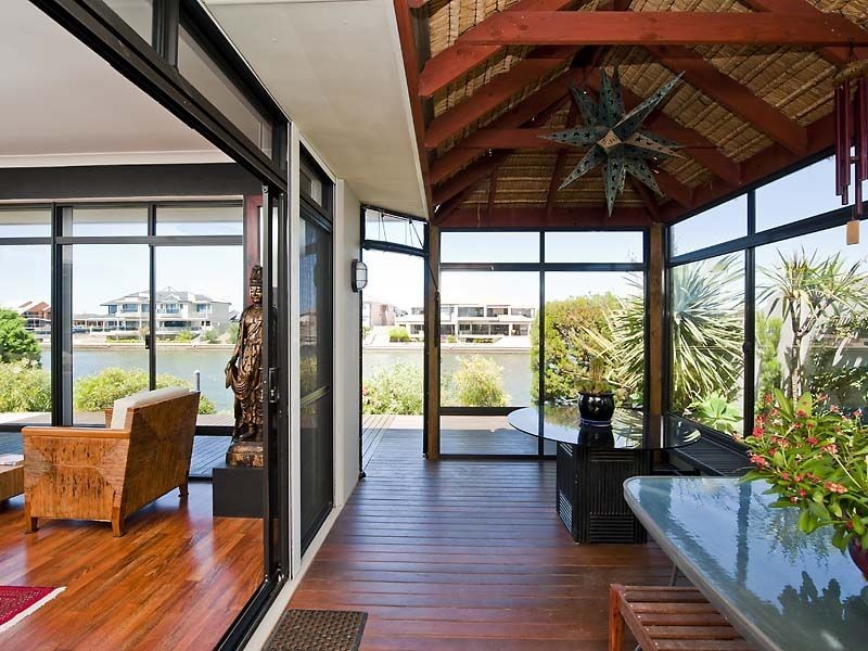 16 Finistere Island Retreat, Halls Head WA 6210