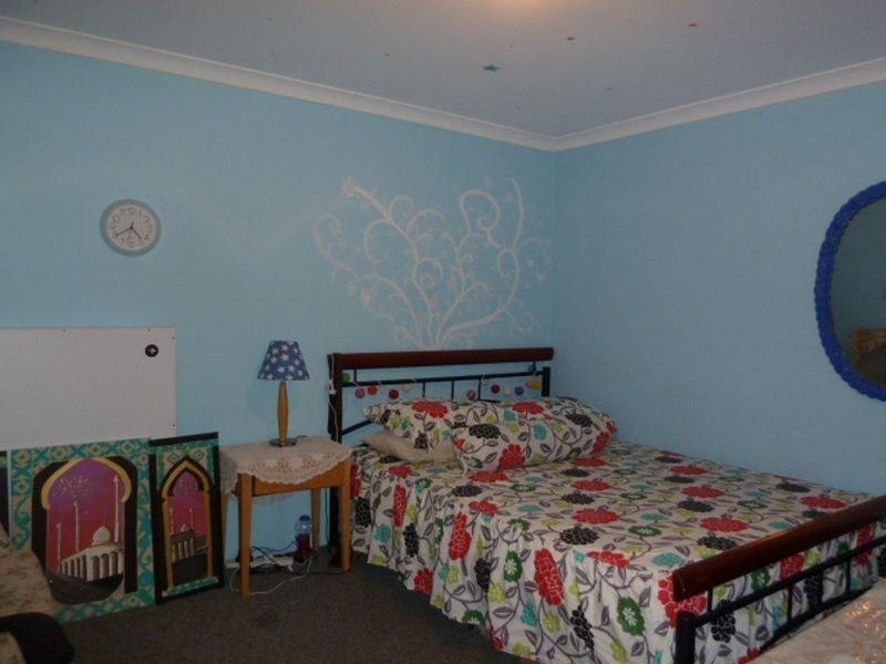 13 Hazelwood Road, Maddington WA 6109