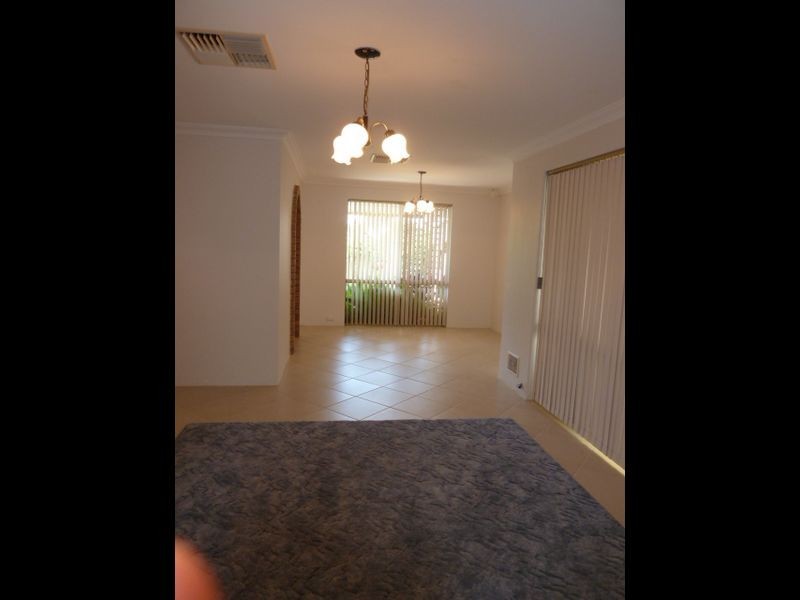 17 Brunswick Road, Thornlie WA 6108