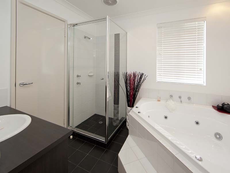 30 Gallinago Corner, Harrisdale WA 6112