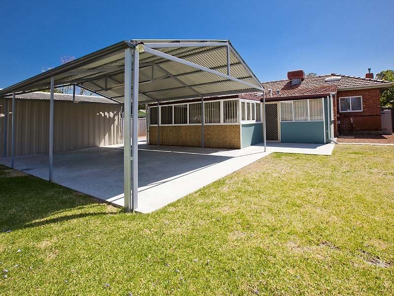3 Hunt Street, Thornlie WA 6108