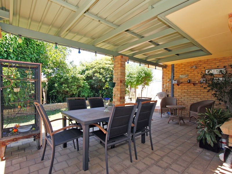 6 Camelot Court, Thornlie WA 6108