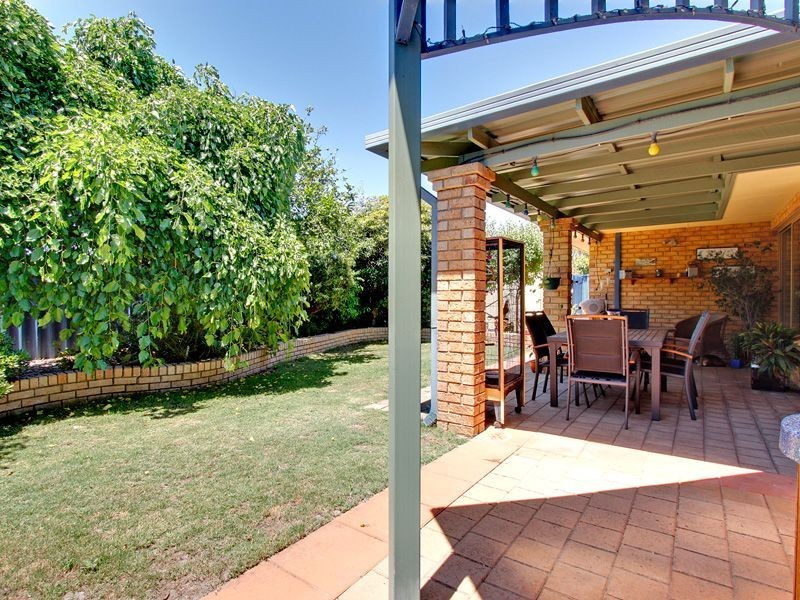 6 Camelot Court, Thornlie WA 6108