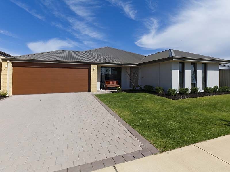 29 Cornforth Way, Piara Waters WA 6112