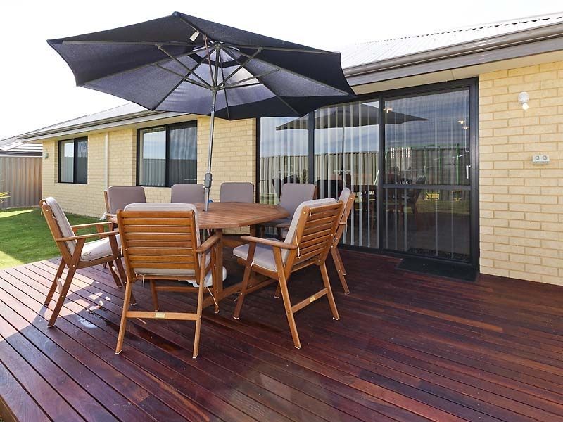 29 Cornforth Way, Piara Waters WA 6112