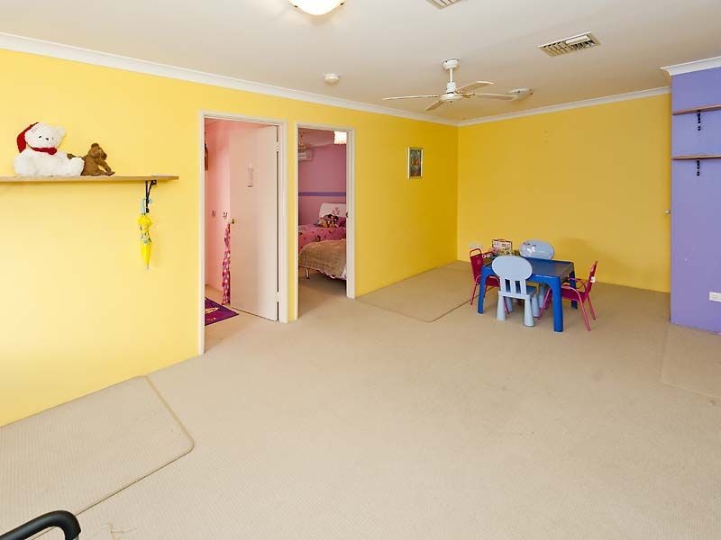 9 Kirby Court, Huntingdale WA 6110