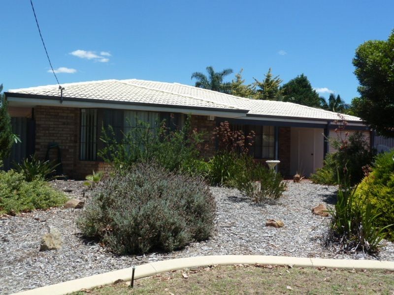 7 Kingsford  Way, Huntingdale WA 6110