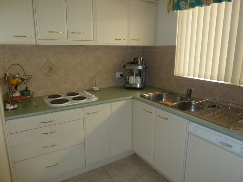 7 Kingsford  Way, Huntingdale WA 6110