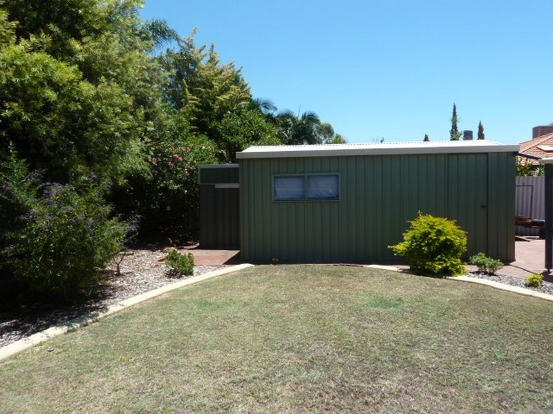 7 Kingsford  Way, Huntingdale WA 6110