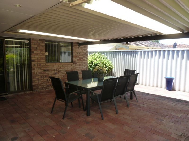 7 Kingsford  Way, Huntingdale WA 6110