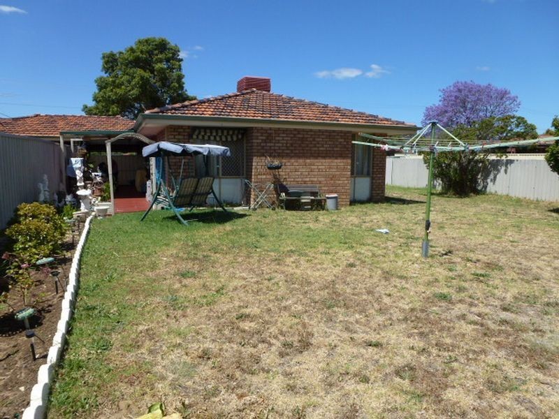 24 A Challis Road, Armadale WA 6112
